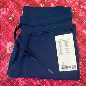 Lululemon Ready to Rulu Pant Navy Blue